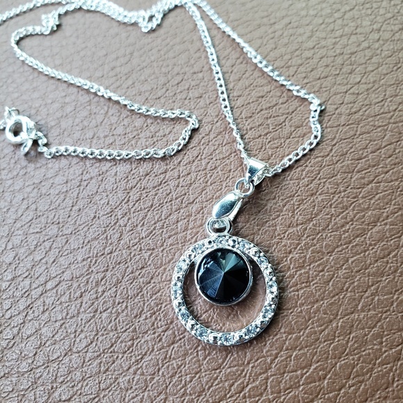 ❤️ Gorgeous Necklace Black & Silver - Picture 3 of 6